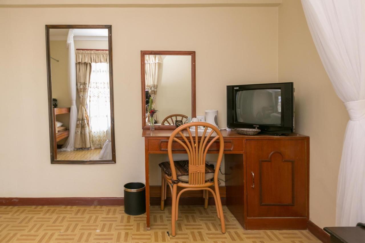 Fahari Gardens Hotel 나이로비 외부 사진