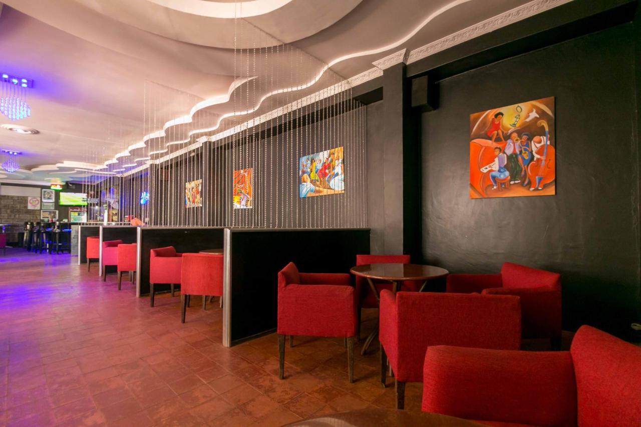 Fahari Gardens Hotel 나이로비 외부 사진